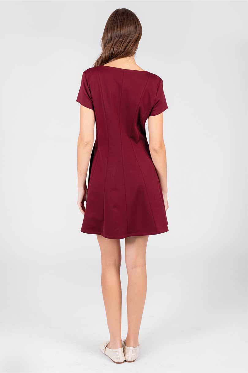 Vestido corto vino línea A