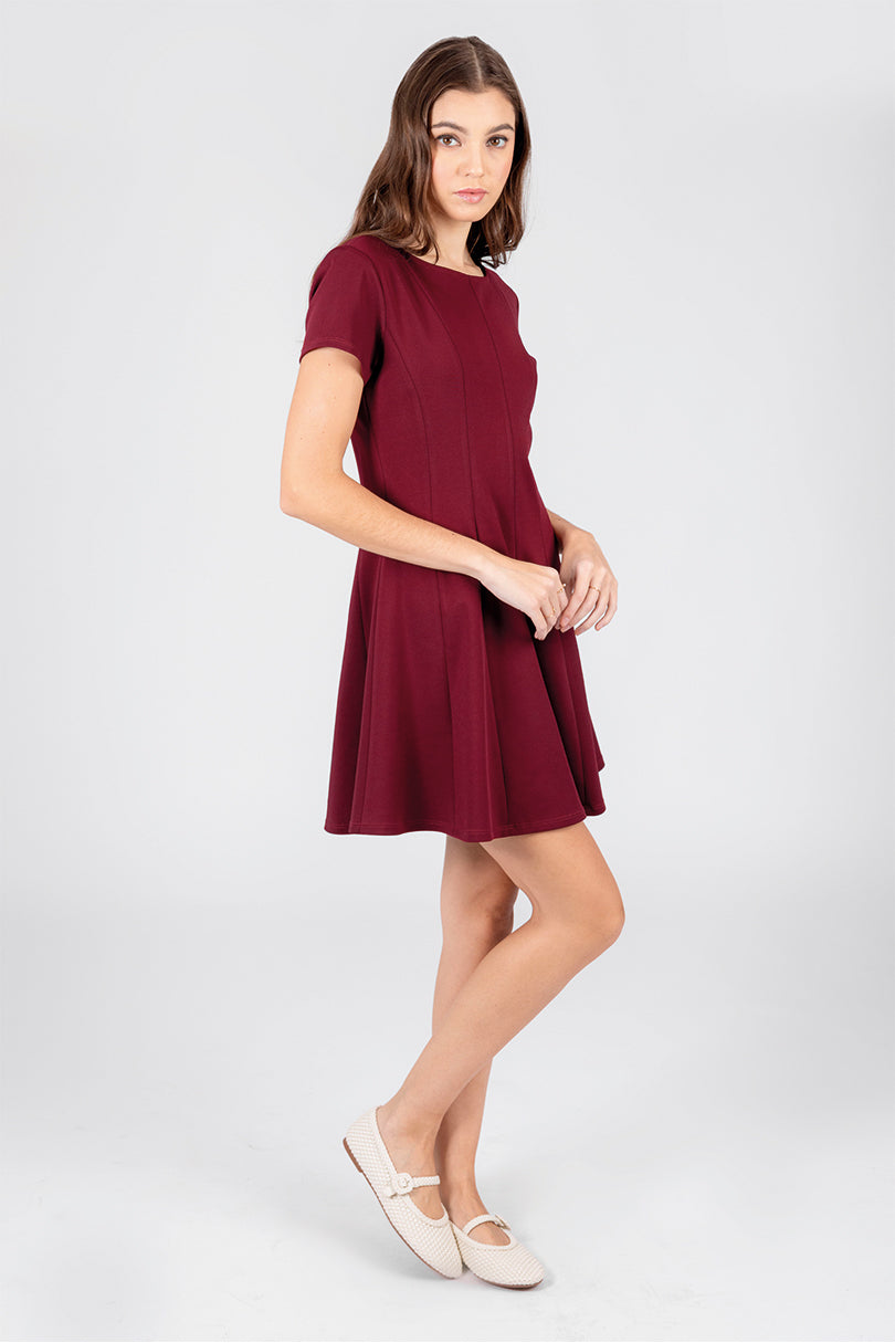 Vestido corto vino línea A