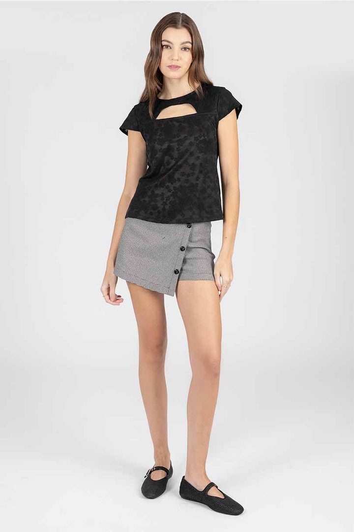 Mini falda tipo short de vestir (disponible en negro y gris)