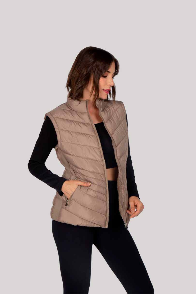 Chaleco largo camel con cierre