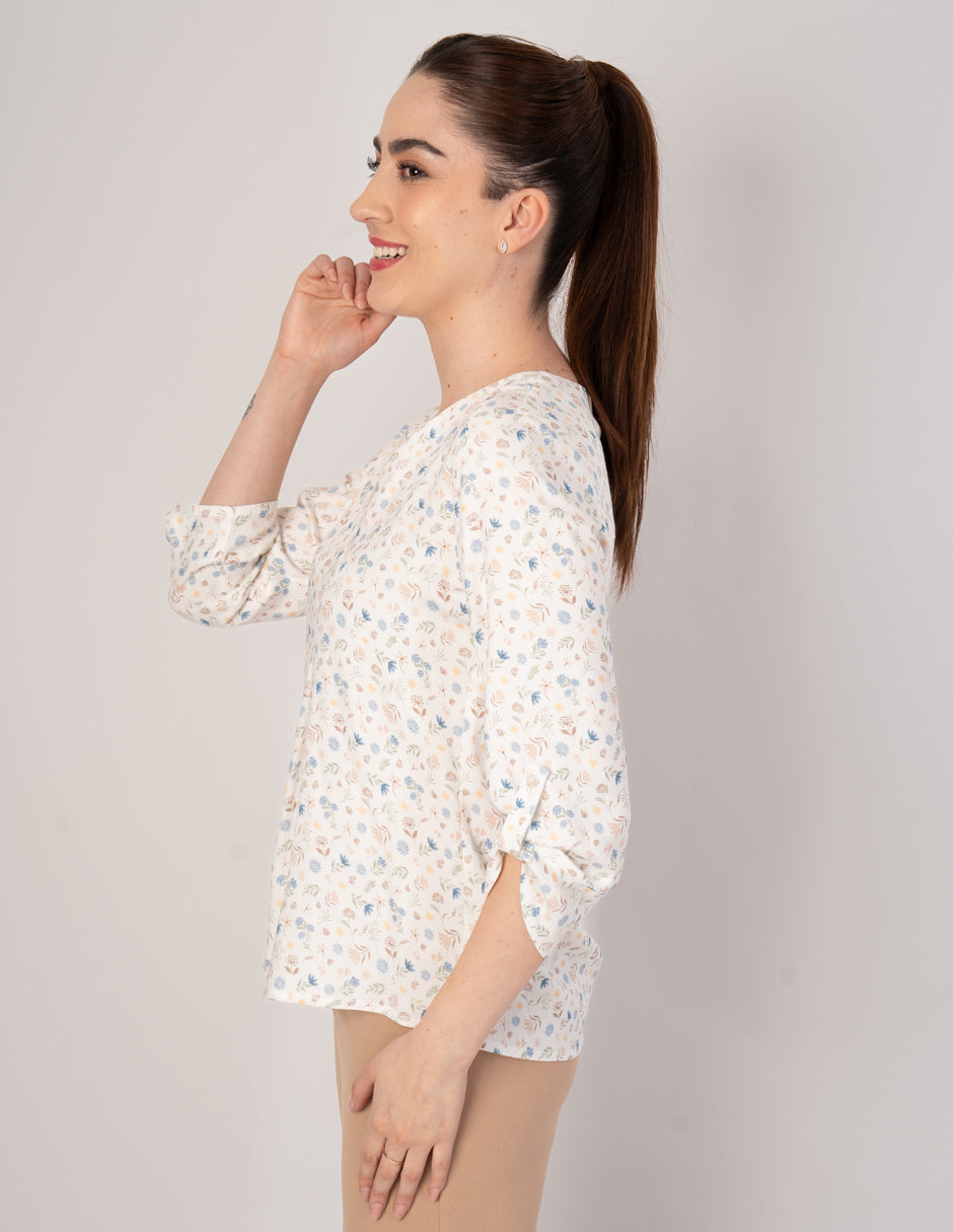 Blusa ivory estampada de manga 3/4