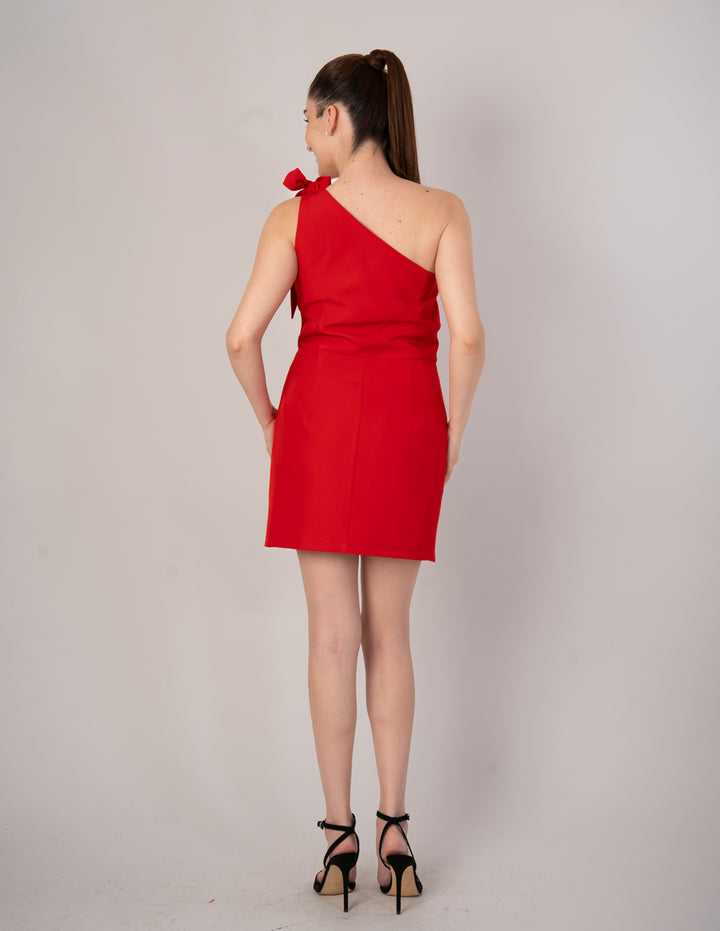 Vestido corto rojo  de una manga