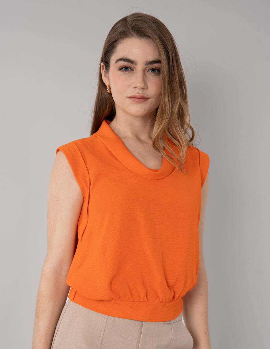 Blusa naranja sin mangas de cuello columpio