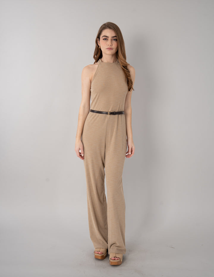 Jumpsuit largo con detalle de cinturón