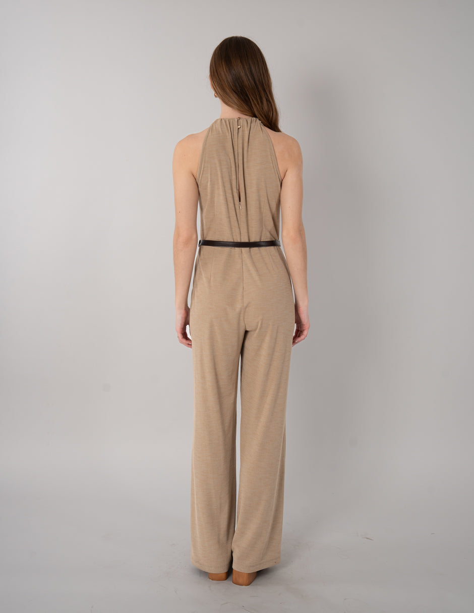Jumpsuit largo con detalle de cinturón