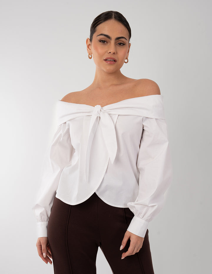 Blusa ivory off shoulders  con diseño de moño