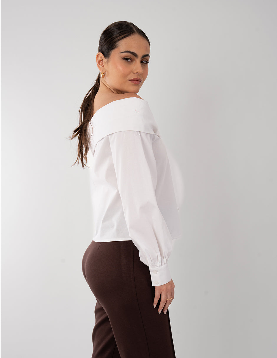 Blusa ivory off shoulders  con diseño de moño