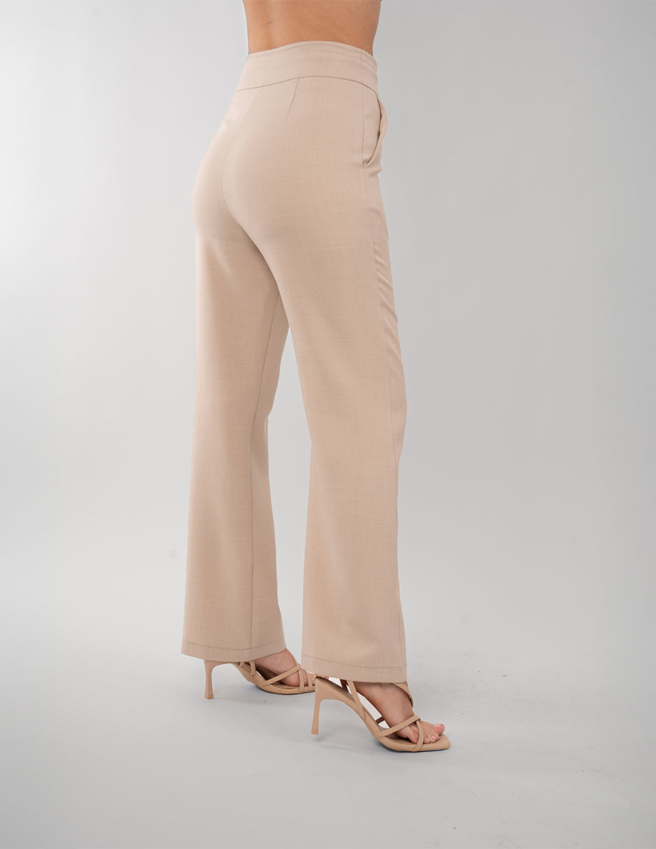 Pantalón de vestir con detalle de hebilla (disponible en beige/ verde)