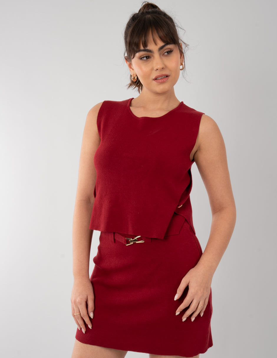 Blusa sin manga lisa color vino (Conjunto)