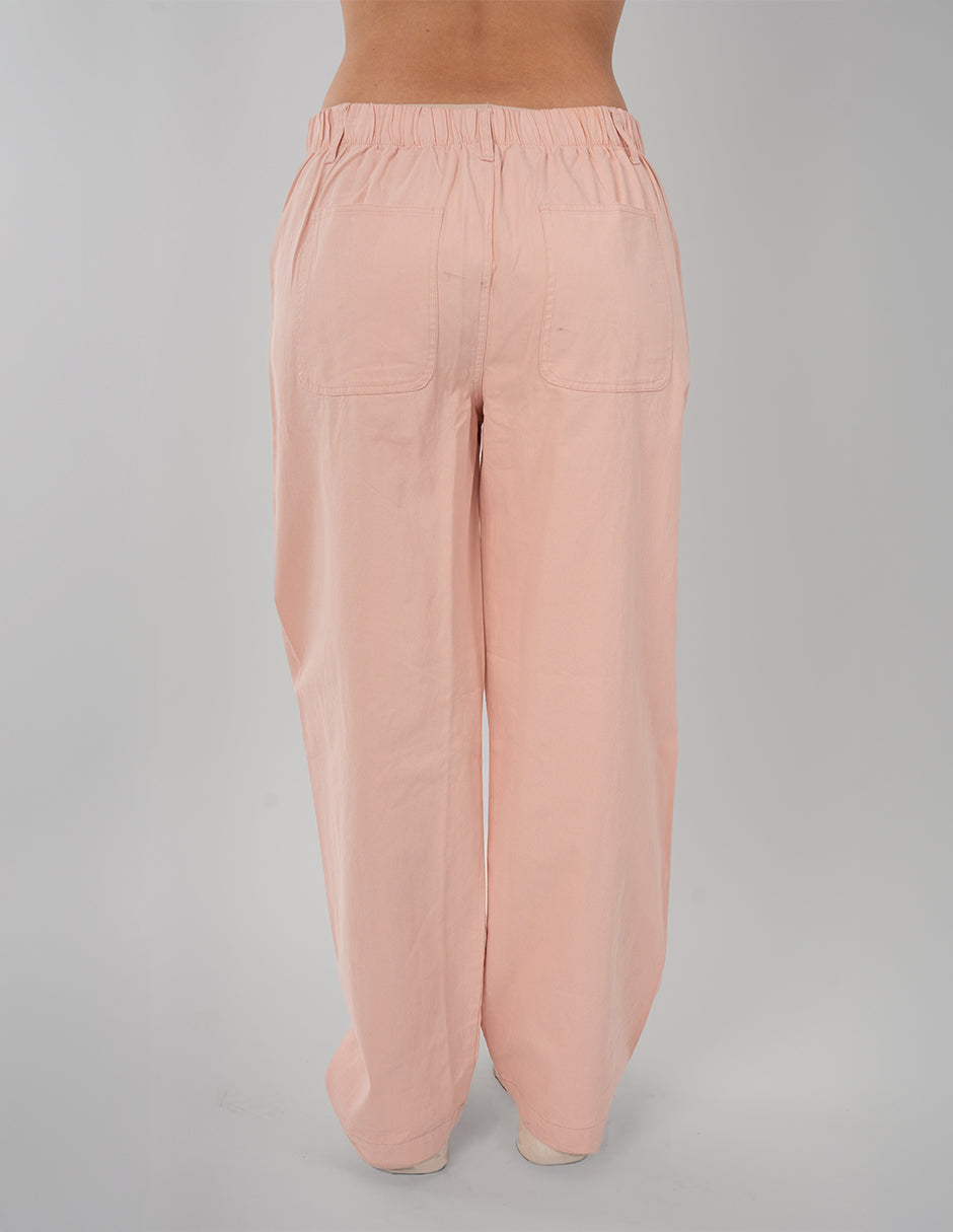 Pantalón rosa tipo cargo