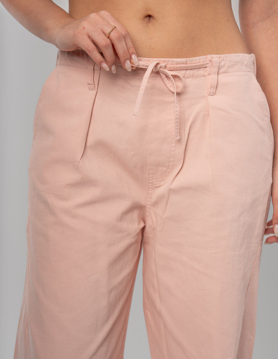 Pantalón rosa tipo cargo