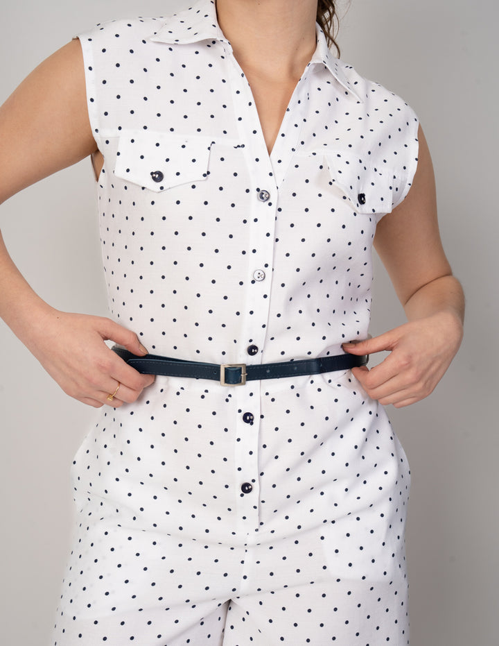 Jumpsuit corto con detalle de cinturón (disponible en rojo y blanco dots)