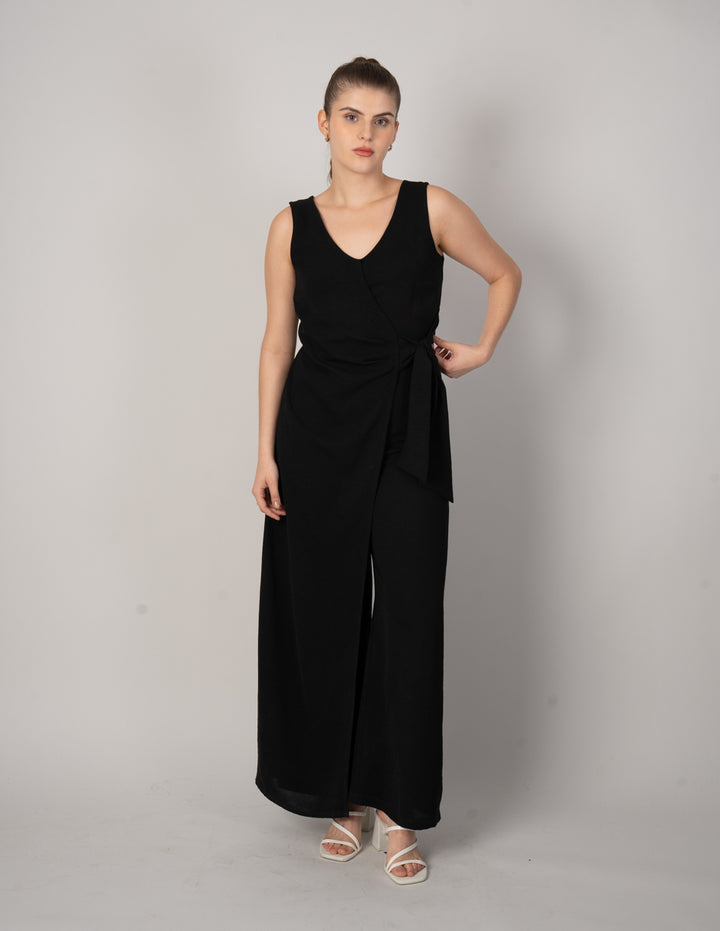 Jumpsuit largo negro y escote V
