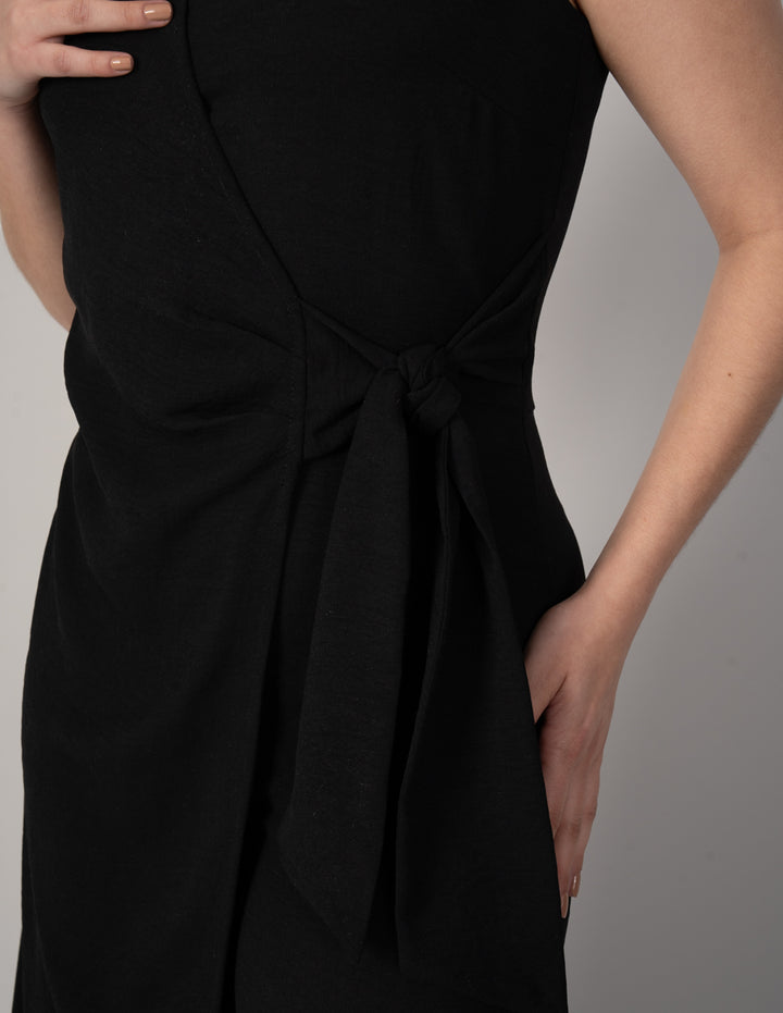 Jumpsuit largo negro y escote V
